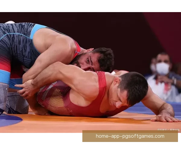 学习摔跤技巧的完整视频教程