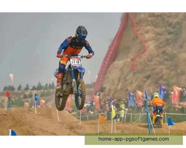 穿越林间狂奔:挑战极限越野跑邀请赛 穿越林间狂奔:挑战极限越野跑邀请赛